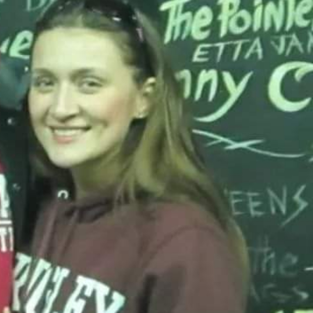 Meet your Posher, Laura